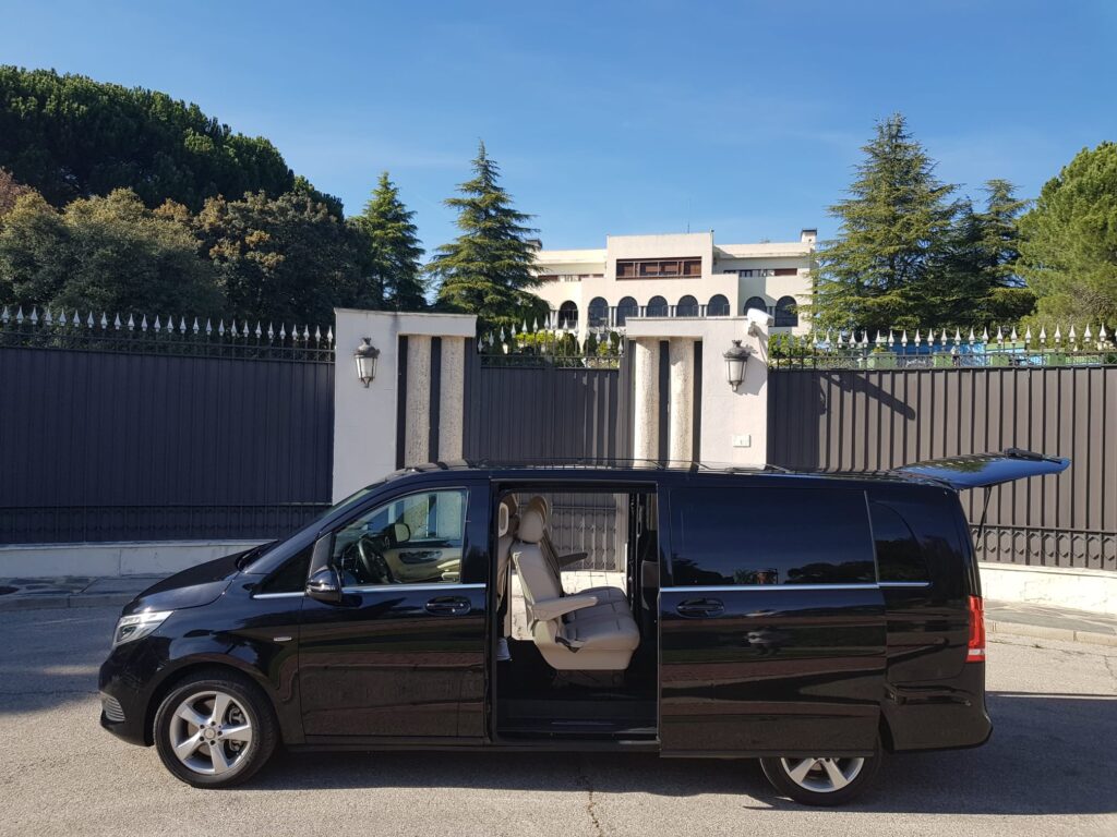 alquiler coches con conductor precio