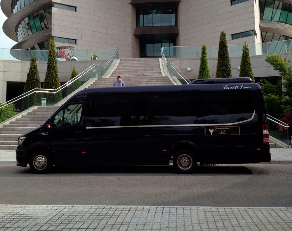 minibus-para-grupos-exterior-chofer-madrid